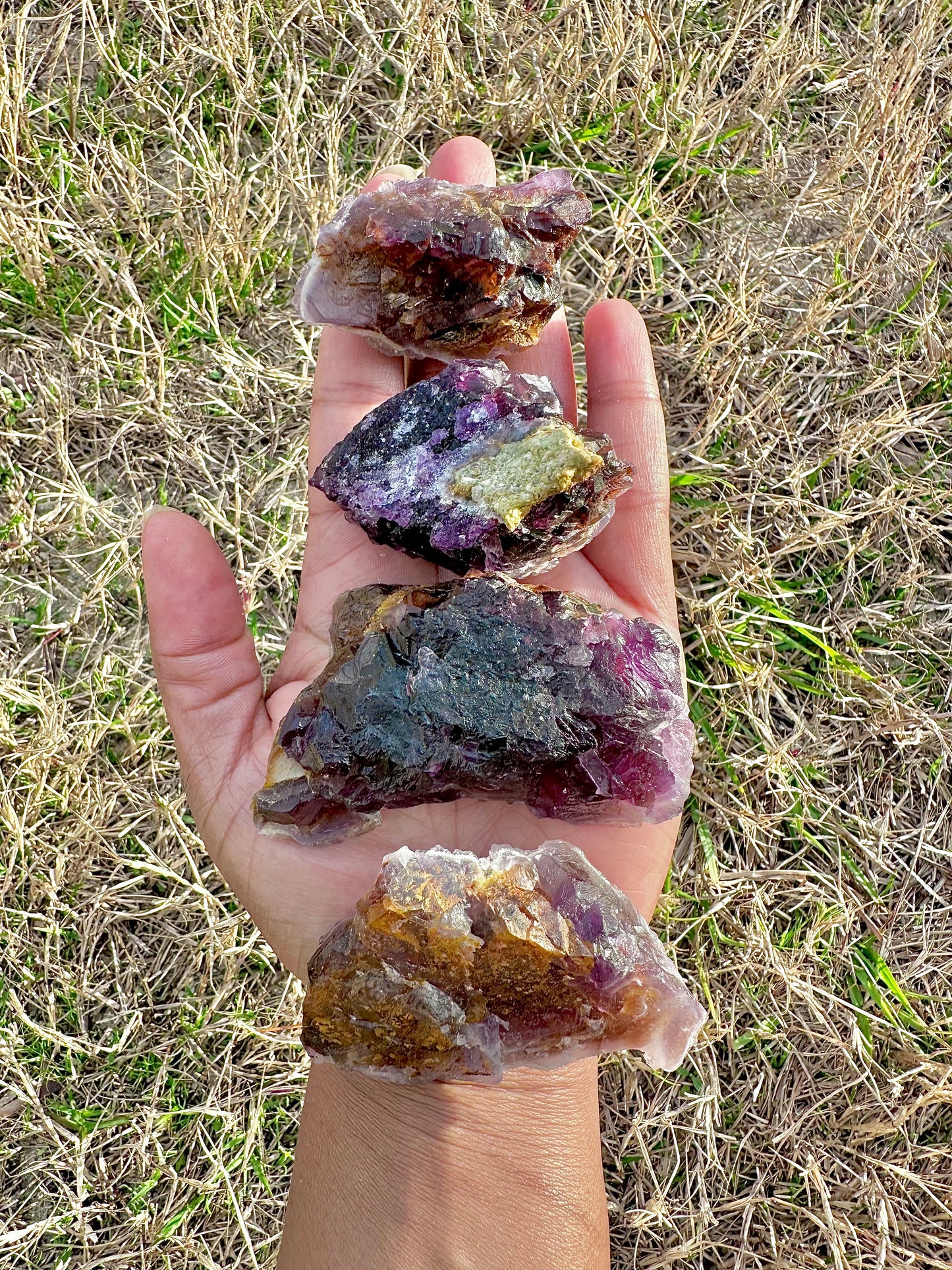 Fluorescent Fluorite, Sphalerite, Quartz and Chalcedony Specimen (uv reactive)